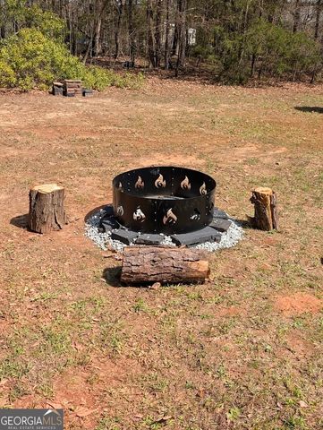 107 S Gates Road, Pine Mountain, GA 31822