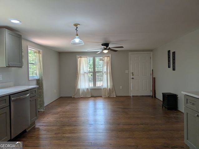 107 S Gates Road, Pine Mountain, GA 31822