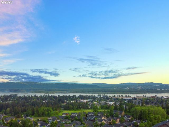 650 N Y St, Washougal, WA 98671