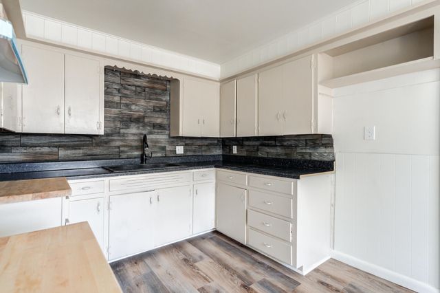 214 E 6th Street, Idalou, TX 79329