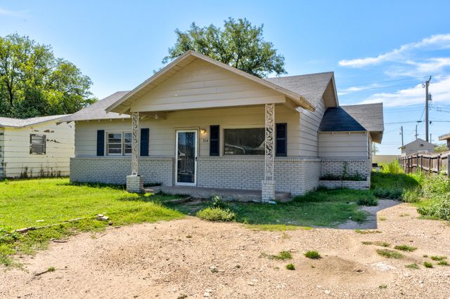 214 E 6th Street, Idalou, TX 79329