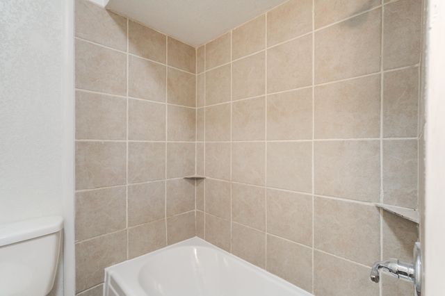 214 E 6th Street, Idalou, TX 79329