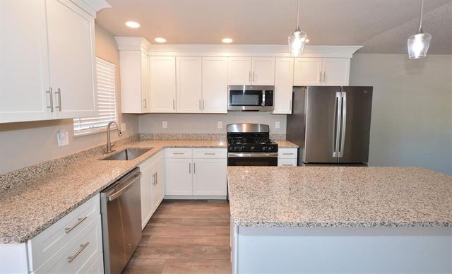 6655 Snowbird Drive, Colorado Springs, CO 80918