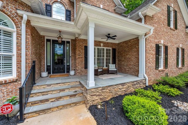 306 Mayworth Way, Cramerton, NC 28032