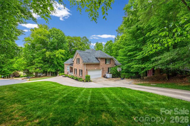 306 Mayworth Way, Cramerton, NC 28032