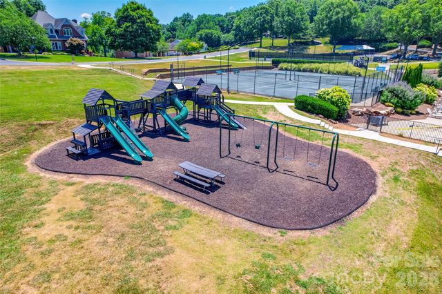 306 Mayworth Way, Cramerton, NC 28032