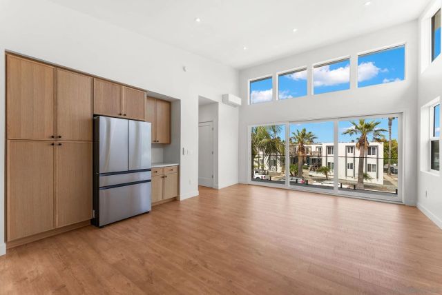 4052 Sequoia St, San Diego, CA 92109