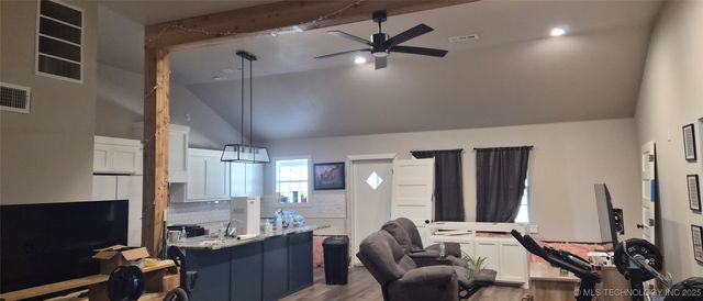 8670 S 4468 Lane S, Locust Grove, OK 74352