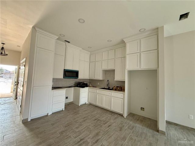 710 W 25th Street, Mission, TX 78574