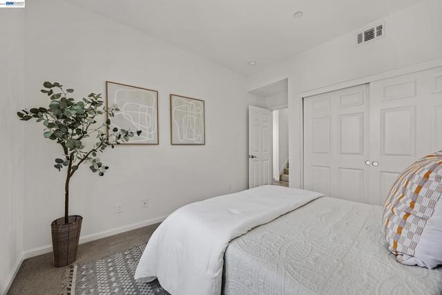 3816 Pioneer Ter, Fremont, CA 94555