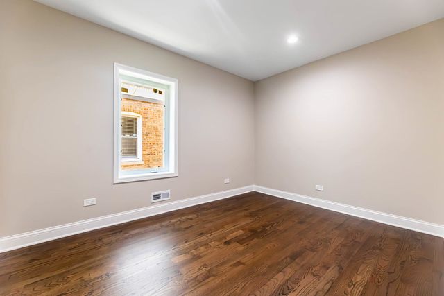 3136 Harvey Avenue, Berwyn, IL 60402