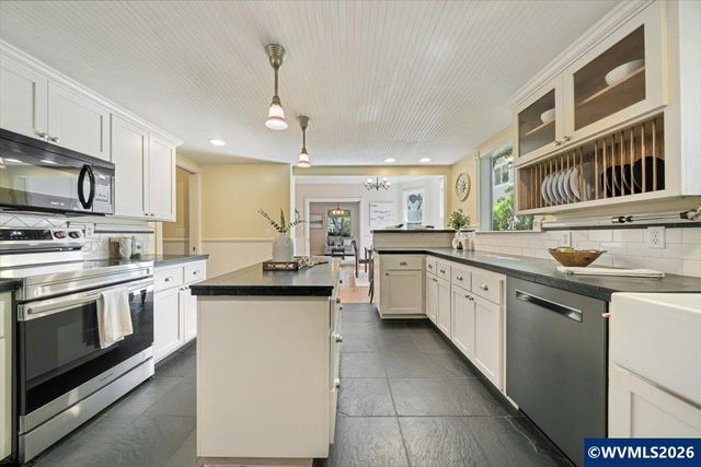 244 NW 8th St, Corvallis, OR 97330
