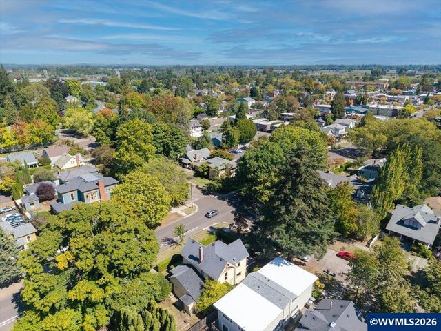 244 NW 8th St, Corvallis, OR 97330