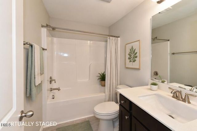 43 Memuru Court, Zebulon, NC 27597
