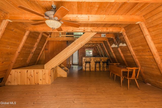 103 Florence Avenue, Northampton, NY 12117
