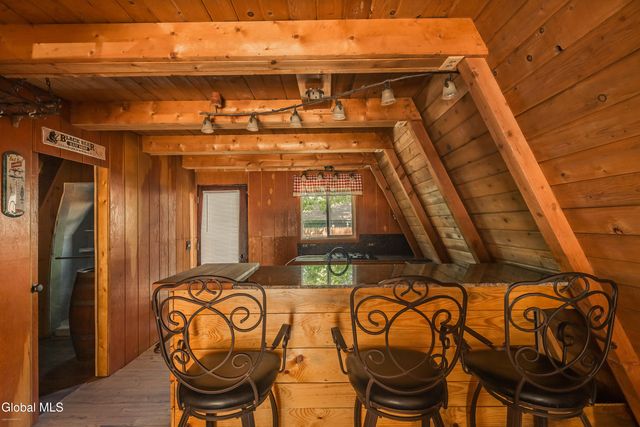103 Florence Avenue, Northampton, NY 12117