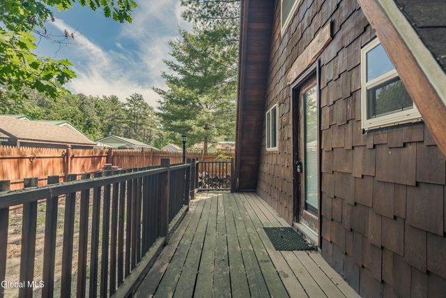 103 Florence Avenue, Northampton, NY 12117