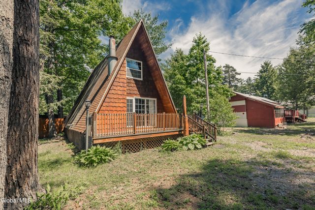103 Florence Avenue, Northampton, NY 12117