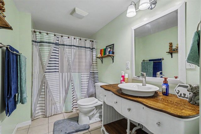 20 E Langley Road, Battle Creek, MI 49015