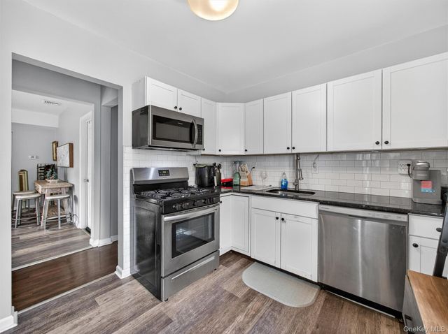 24 E Park Place, Suffern, NY 10901