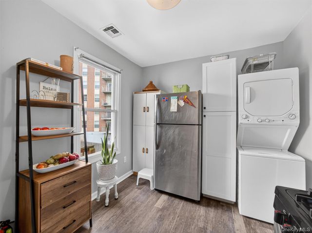 24 E Park Place, Suffern, NY 10901