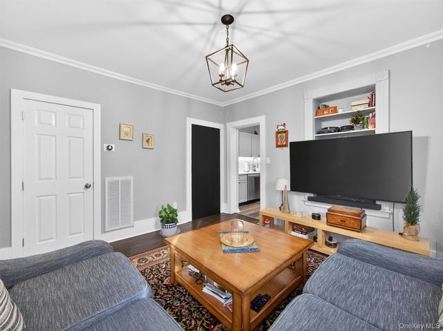 24 E Park Place, Suffern, NY 10901