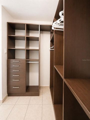 Ave. San Ignacio PRADOS DEL MONTE, Guaynabo, PR 00969