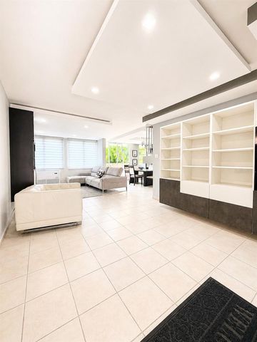 Ave. San Ignacio PRADOS DEL MONTE, Guaynabo, PR 00969