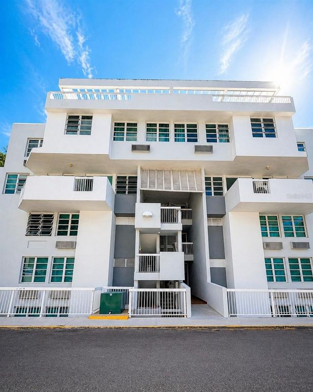 Ave. San Ignacio PRADOS DEL MONTE, Guaynabo, PR 00969