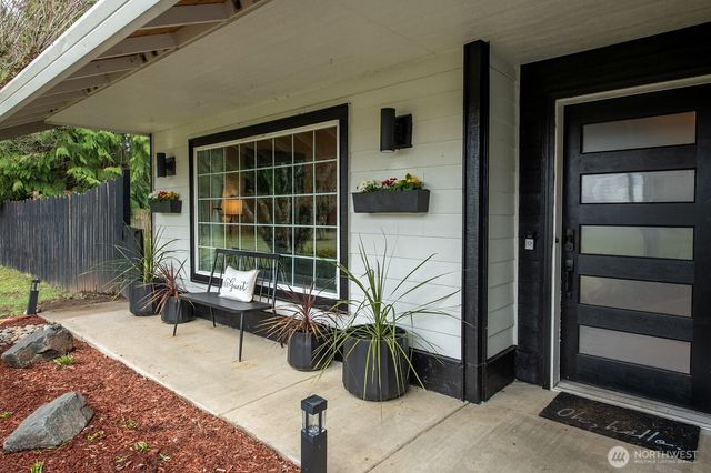 17 Conley Lane, Elma, WA 98541