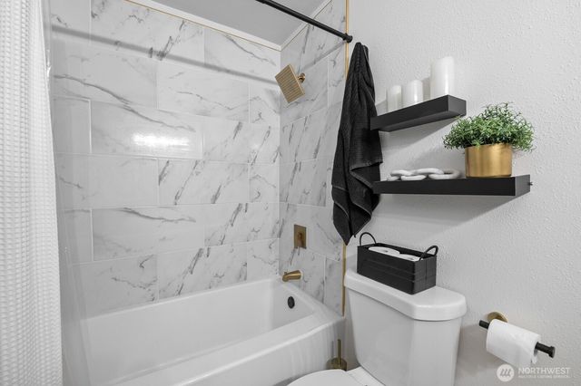 17 Conley Lane, Elma, WA 98541