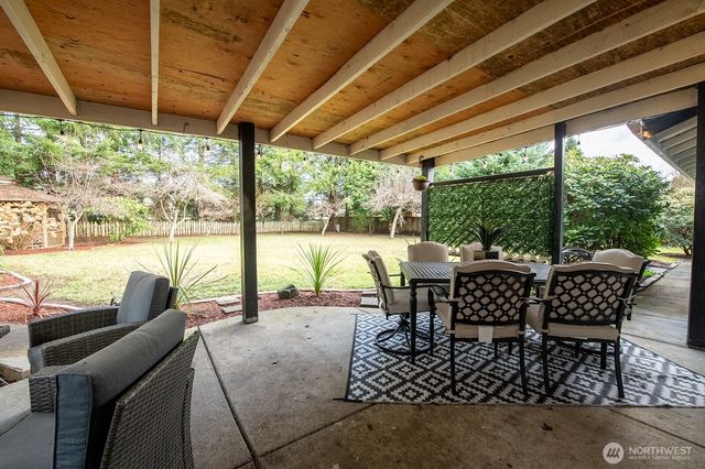 17 Conley Lane, Elma, WA 98541