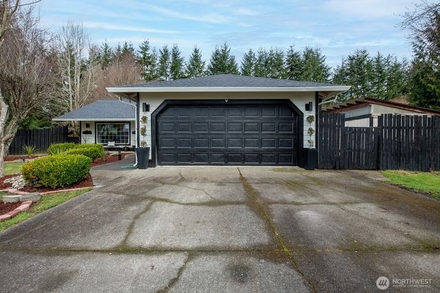 17 Conley Lane, Elma, WA 98541