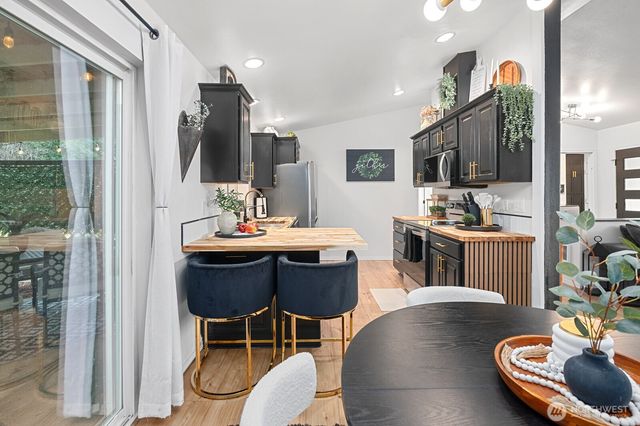 17 Conley Lane, Elma, WA 98541