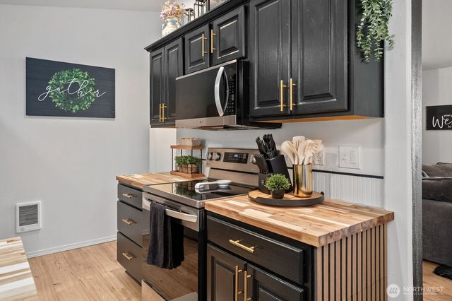 17 Conley Lane, Elma, WA 98541