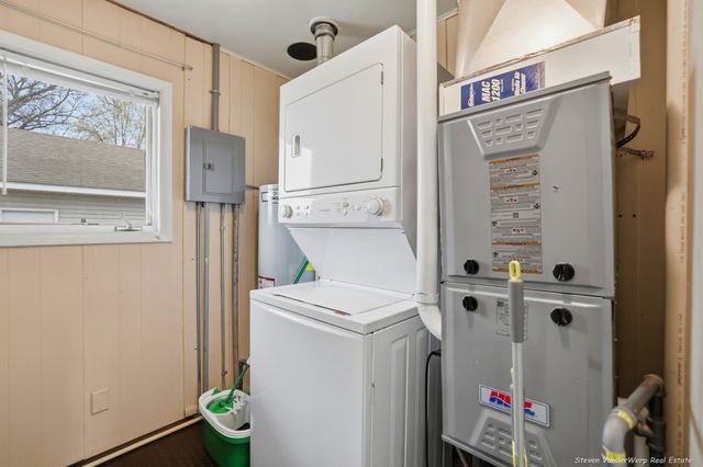 2306 James Avenue, Muskegon, MI 49442
