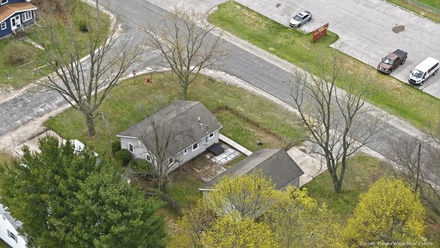 2306 James Avenue, Muskegon, MI 49442