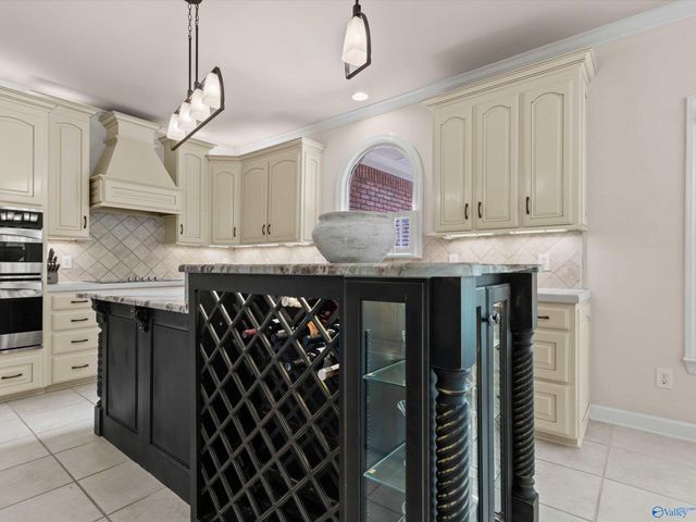 2734 Tammerack Lane SE, Huntsville, AL 35763