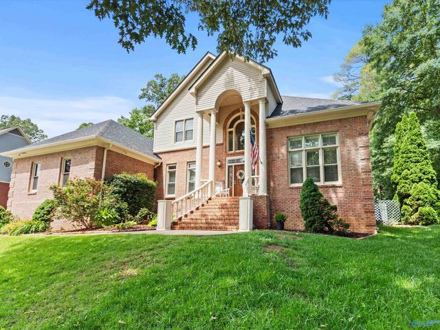 2734 Tammerack Lane SE, Huntsville, AL 35763
