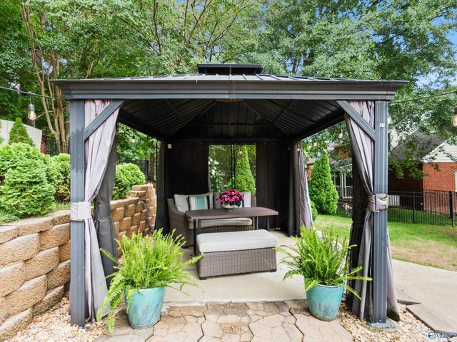 2734 Tammerack Lane SE, Huntsville, AL 35763