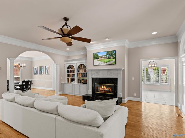 2734 Tammerack Lane SE, Huntsville, AL 35763
