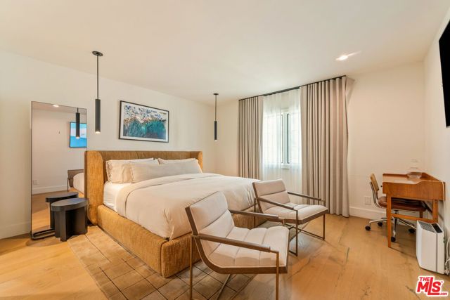 760 Westholme Avenue, Los Angeles, CA 90024