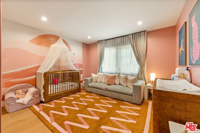 760 Westholme Avenue, Los Angeles, CA 90024