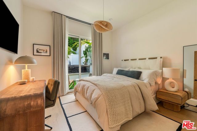 760 Westholme Avenue, Los Angeles, CA 90024