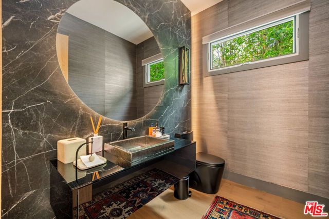 760 Westholme Avenue, Los Angeles, CA 90024