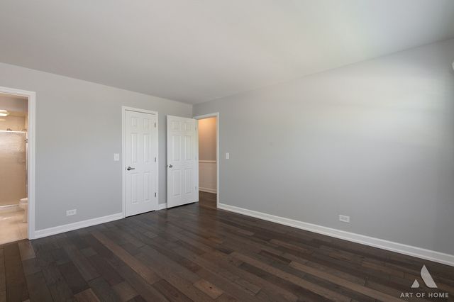 6425 Clark Drive, Woodridge, IL 60517