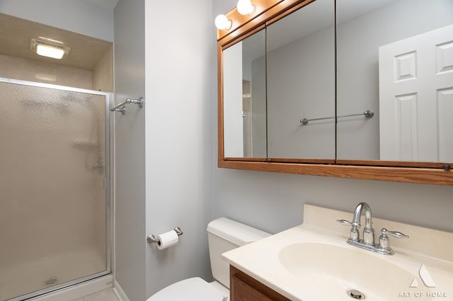 6425 Clark Drive, Woodridge, IL 60517