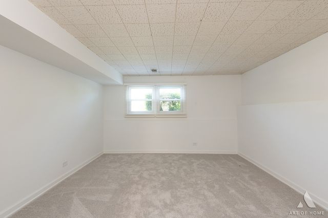 6425 Clark Drive, Woodridge, IL 60517