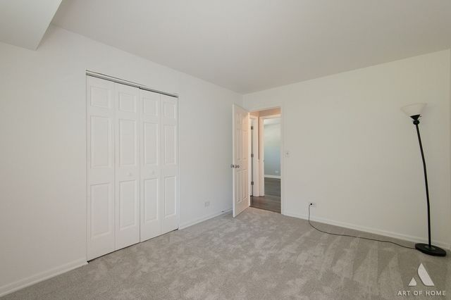 6425 Clark Drive, Woodridge, IL 60517
