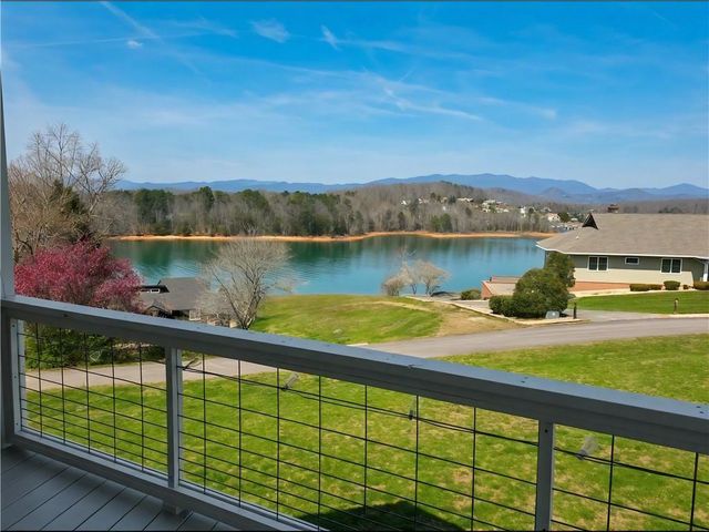 2684 Hidden Valley Road, Hiawassee, GA 30546